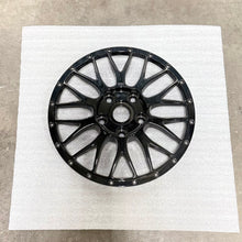 Load image into Gallery viewer, (1) 18" BBS LM Wheel Face (LM081)