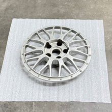 Load image into Gallery viewer, (1) 18" BBS LM Wheel Face (LM163)
