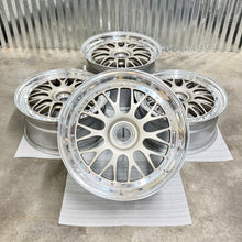 Load image into Gallery viewer, BBS E89 - 20" - CL Porsche Fitment (997.2 Turbo and 991 GT3)