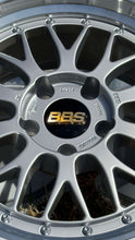 Load image into Gallery viewer, 17-inch BBS LM 276 wheel with diamond silver painted center and diamond-cut rims, compatible with BMW models like E30 M3 and E36.