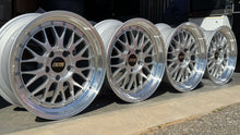 Load image into Gallery viewer, Set of 17-inch BBS LM 276 wheels with diamond silver centers and diamond-cut rims, suitable for BMW E30 M3 and other models.