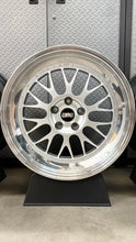 Load image into Gallery viewer, BBS E88 - 19" - 5x112 - Volkswagen / Audi Fitment (MK8 GTI / B6 S4)