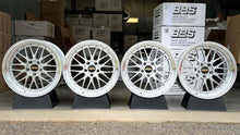 Load image into Gallery viewer, BBS LM272/281 wheels displayed with classic mesh design; perfect for E46 M3 and E9X M models; features diamond silver finish.