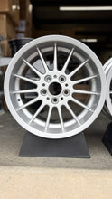 Load image into Gallery viewer, BMW Style 32 - 17" Staggered - 5x120