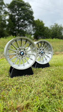 Load image into Gallery viewer, BMW Style 32 - 17" Staggered - 5x120