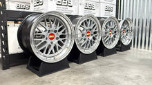 Load image into Gallery viewer, BBS LM (LM265) - 18" - 5x130- Porsche Fitment (993 and 996 Widebody)
