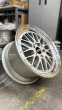 Load image into Gallery viewer, BBS LM133/134 - 17"/18" - 5x120.65 - Corvette Fitment (C5)
