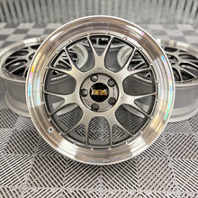 Load image into Gallery viewer, BBS LM-R (LM322) - 19" - 5x112 - Mercedes, Volkswagen, and Audi Fitment (211 E class, Golf GTI/R, and Audi S4)
