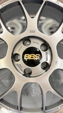 Load image into Gallery viewer, BBS LM-R (LM322) - 19" - 5x112 - Mercedes, Volkswagen, and Audi Fitment (211 E class, Golf GTI/R, and Audi S4)
