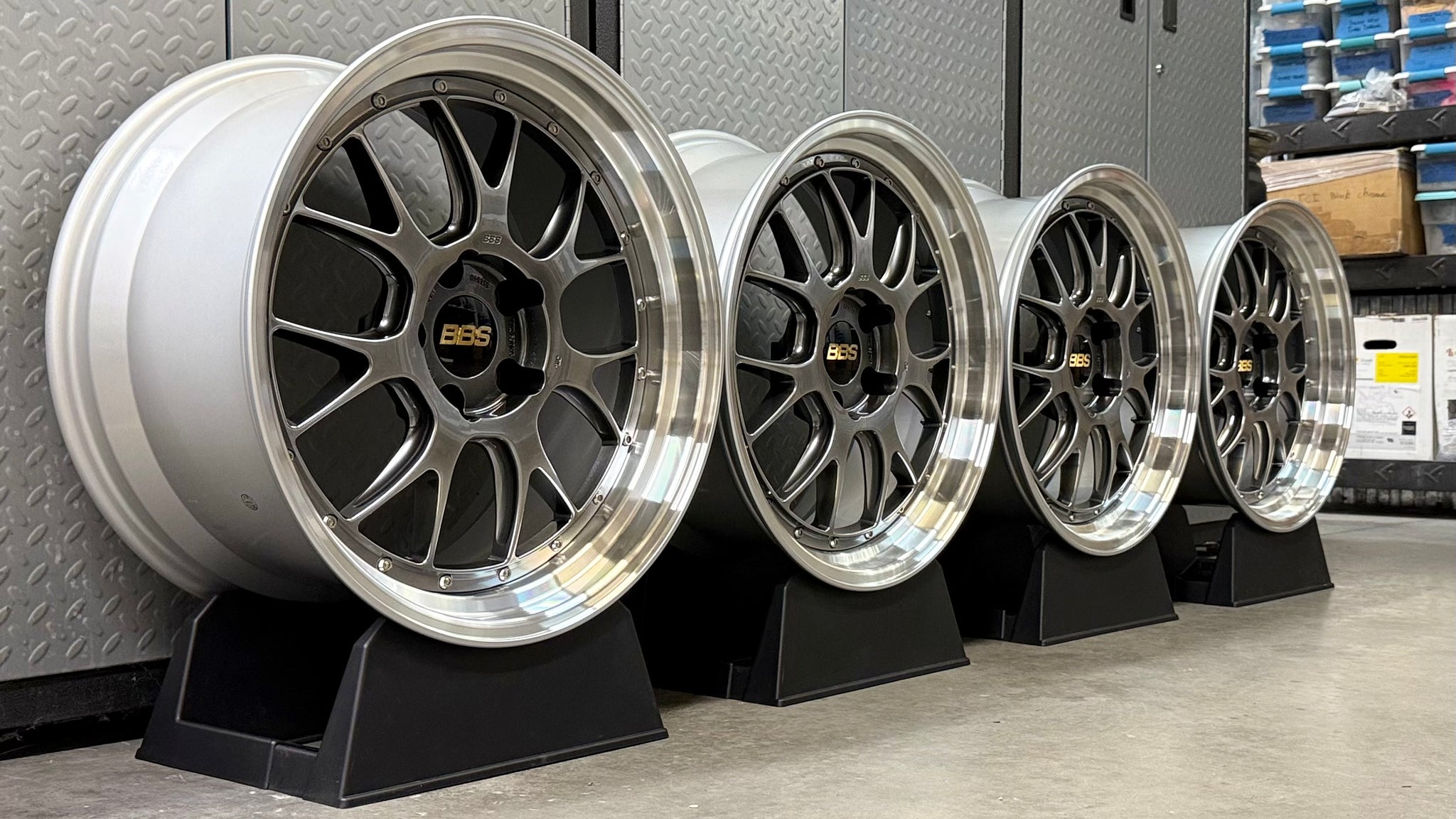 BBS LM-R LM322 19x8,5 38 5/112 1枚 BBS LM-R (LM312 / LM327) - 19