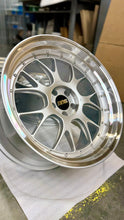 Load image into Gallery viewer, BBS LM-R (LM357 / LM358) - 20" - 5x112 - BMW Fitment (G8X M)
