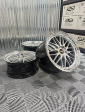Load image into Gallery viewer, BBS LM471 / LM474 - 20"/21" - 5x130 - Porsche Fitment (992.1 Carrera)
