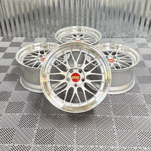 Load image into Gallery viewer, BBS LM487 / LM505- 19" - 5x120 - BMW Fitment (E46 M3 and E9X M)
