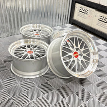 Load image into Gallery viewer, BBS LM487 / LM505- 19" - 5x120 - BMW Fitment (E46 M3 and E9X M)
