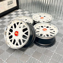 Load image into Gallery viewer, BBS RS2  - 18"- 5x114.3 - Honda Fitment (FE1 Civic SI)
