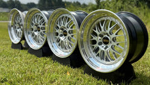 Load image into Gallery viewer, Ehrlich Spec BBS E88 - 19&quot; Staggered - 5x120

