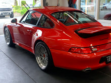 Load image into Gallery viewer, BBS LM (LM265) - 18" - 5x130- Porsche Fitment (993 WB and 996 WB)
