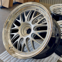 Load image into Gallery viewer, BBS RT88 - 20" / 21" - CL - Porsche Fitment (992 GT3)
